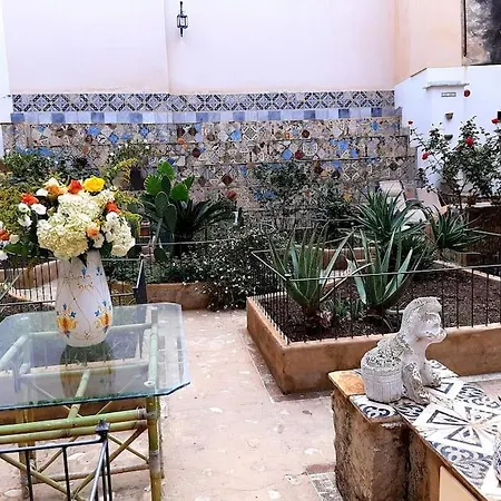 Ballarò room-2
